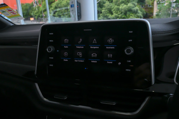 2025 MY26 Volkswagen T-Roc D11 140TSI R-Line SUV image 17
