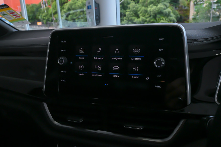 2025 MY26 Volkswagen T-Roc D11 140TSI R-Line SUV Image 17