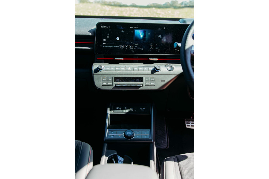 2024 MY25 Hyundai KONA SX2.V2  Electric N Line SUV Image 28