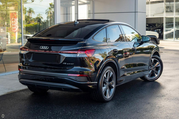 2025 Audi Q4 e-tron F4 45 SUV