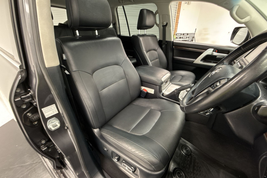 2020 Toyota LandCruiser VX Wagon Image 21