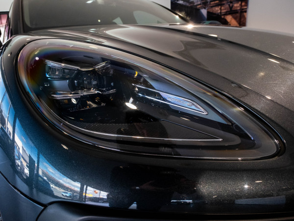 2023 Porsche Macan 95B T SUV image 12