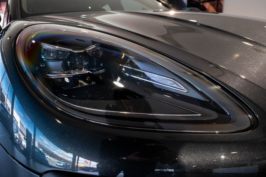 2023 Porsche Macan 95B T SUV