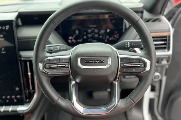 2025 Holden Yukon Denali Wagon Image 11