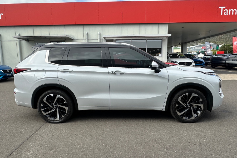 2022 MY22.5 Mitsubishi Outlander ZM Exceed Tourer SUV Image 8