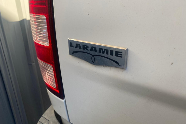 2017 Ram 2500  Laramie Ute Image 12