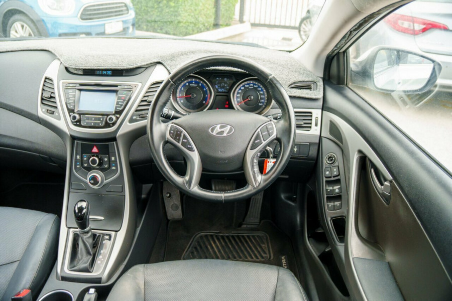 2013 Hyundai Elantra MD3 Trophy Sedan Image 9