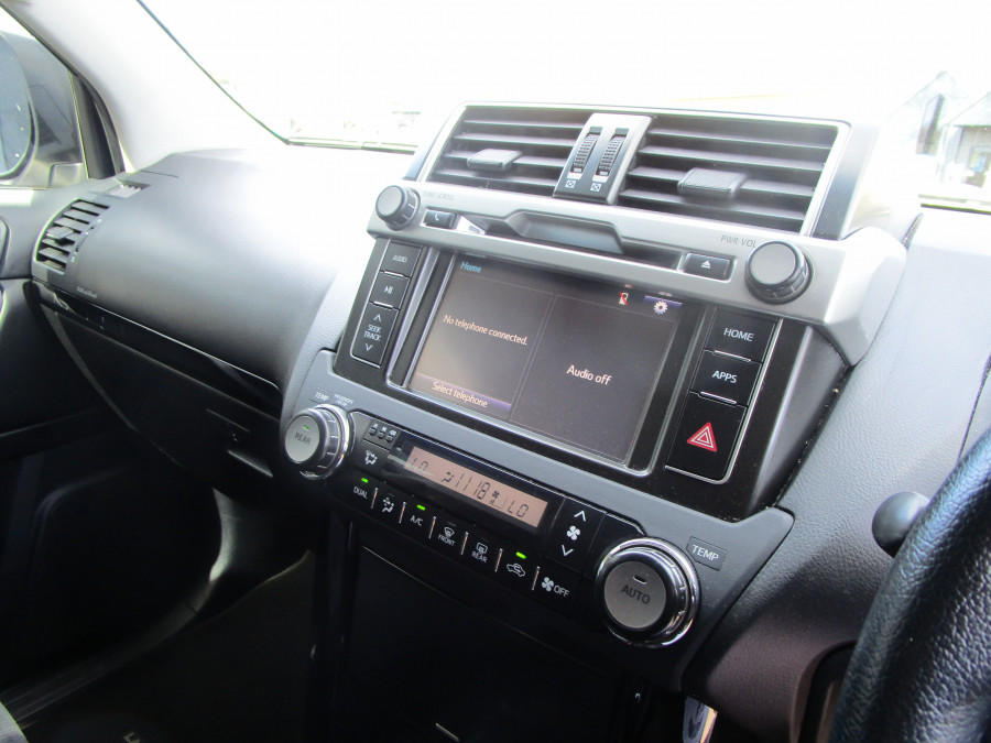 2015 Toyota LandCruiser Prado GDJ150R GXL SUV Image 10