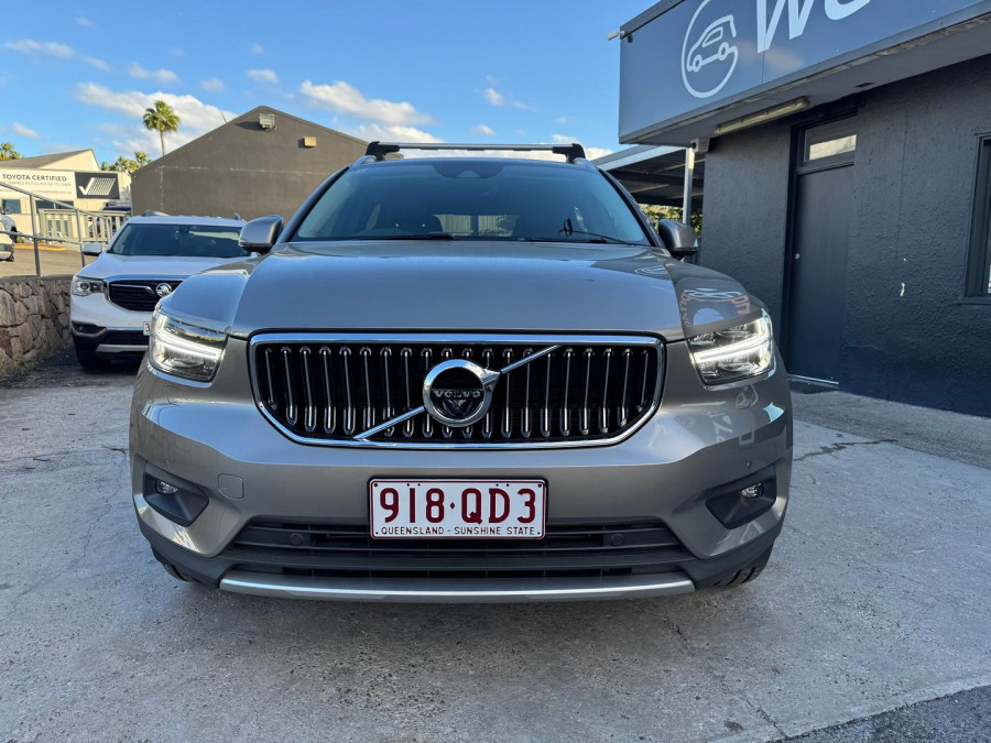 2020 Volvo XC40 XZ T4 Inscription SUV Image 3