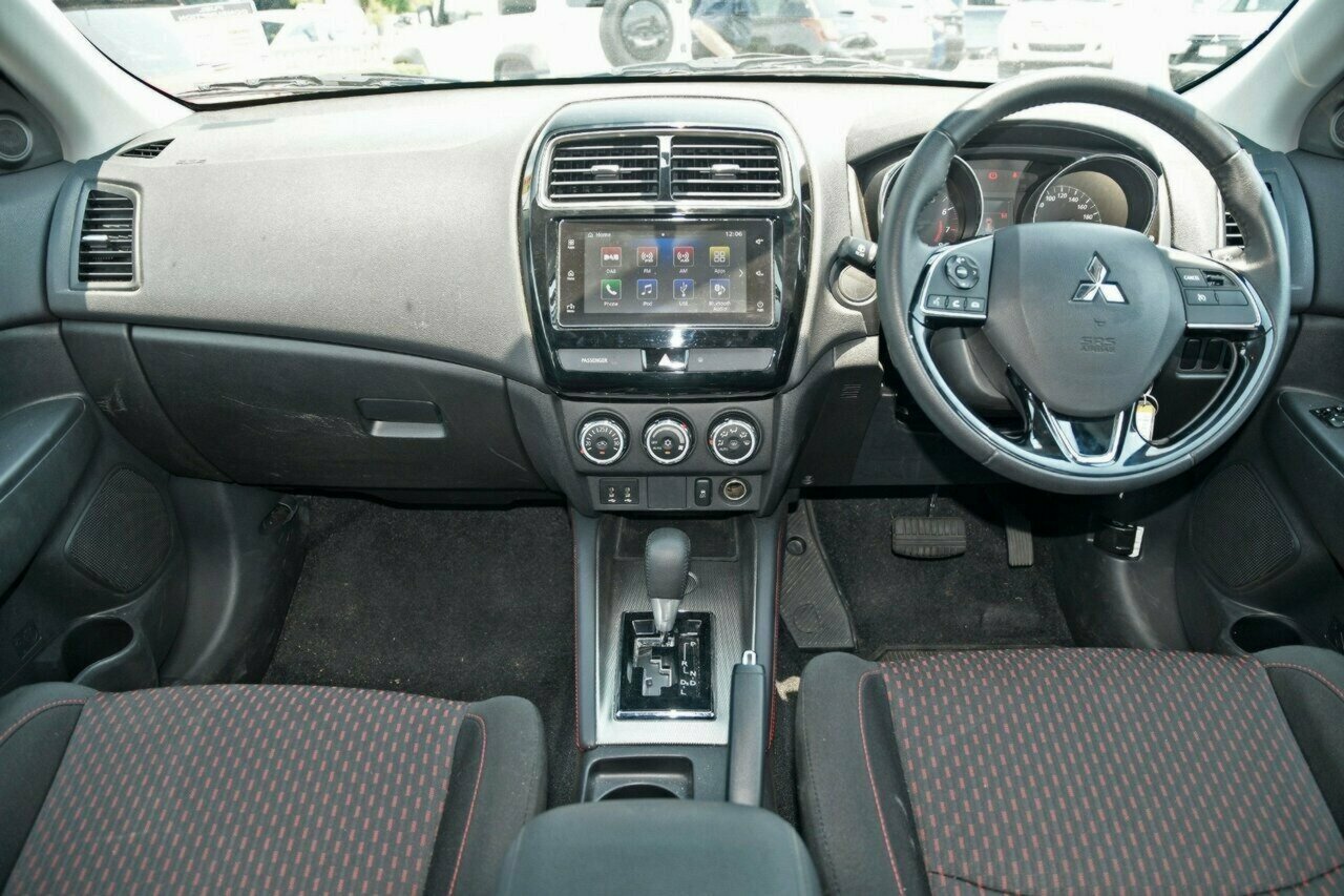 2019 Mitsubishi ASX XC MY19 ES 2WD SUV Image 14