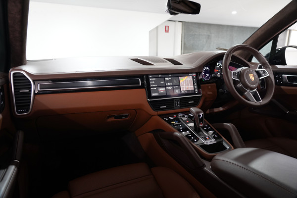 2021 Porsche Cayenne Gts SUV Image 23