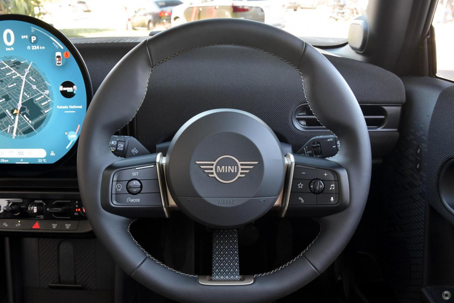 2026 MY25 MINI Cooper F65 S Favoured Hatch