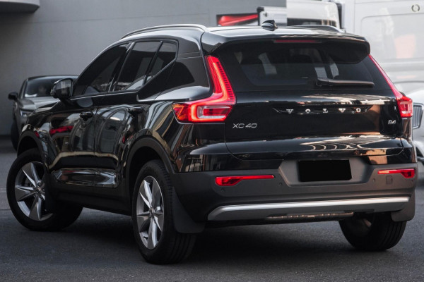 2026 Volvo XC40 XZ Plus B4 SUV Image 4