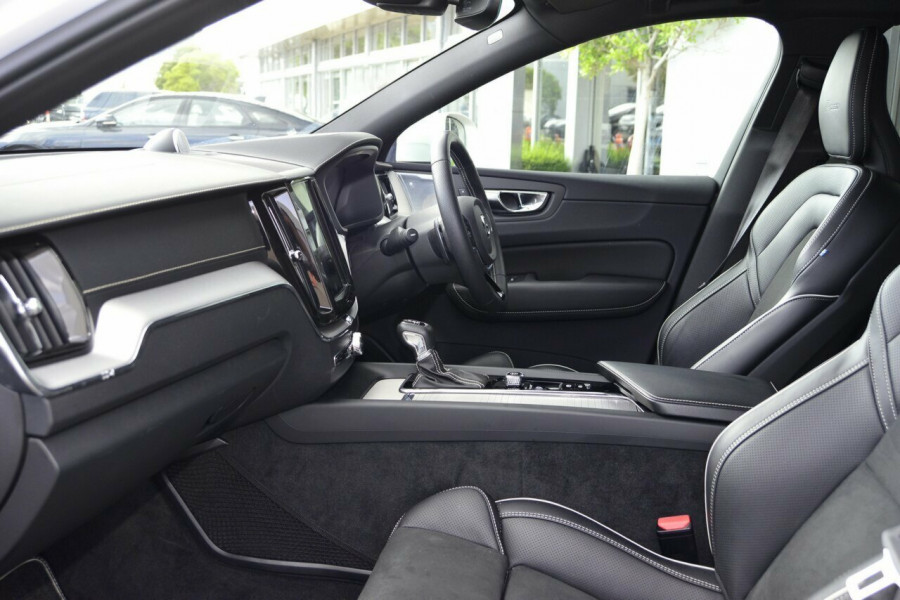 2018 Volvo XC60 D5 R-Design Suv Image 9