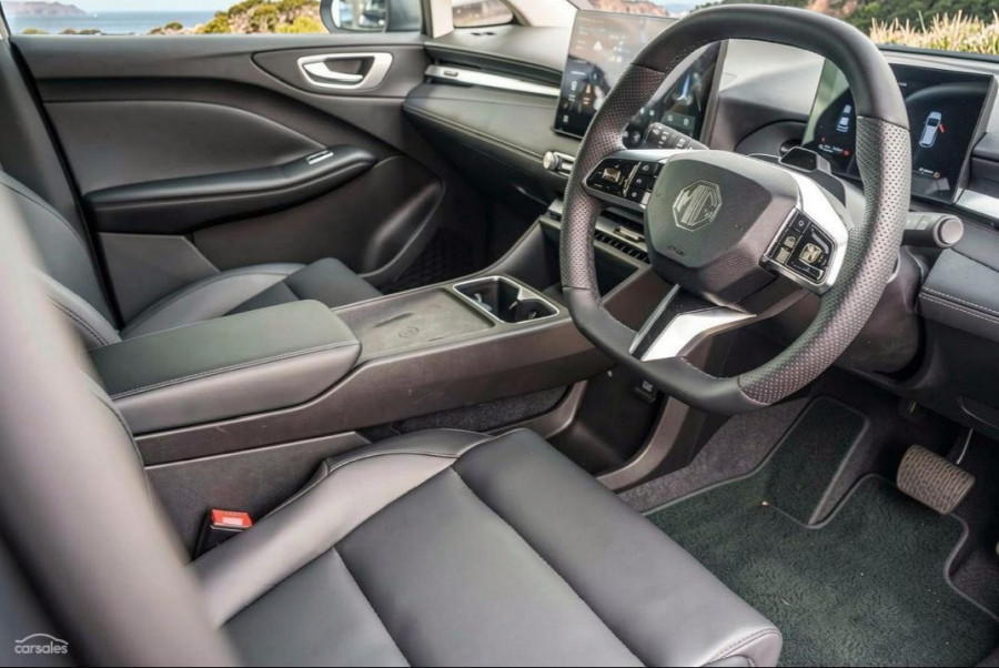 2026 MG MG4 EV Urban AH4E Essence 43 Hatch Image 4