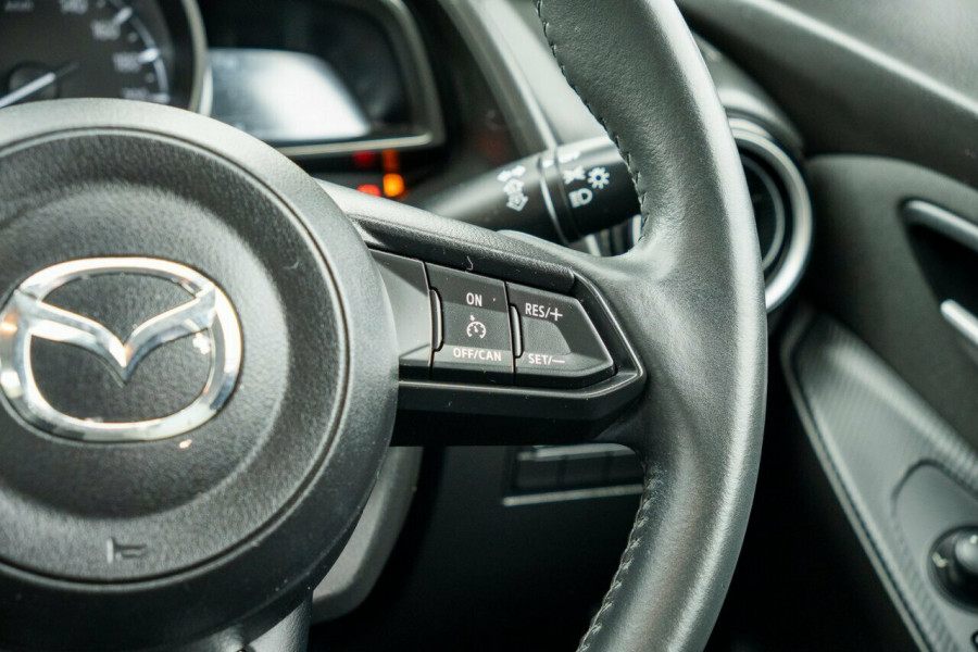 2017 Mazda 2 DL Series Maxx Sedan Image 11