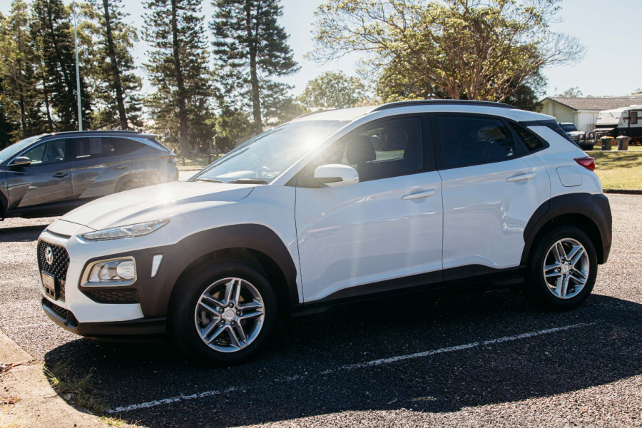 2018 MY19 Hyundai KONA OS.2 Active SUV Image 7