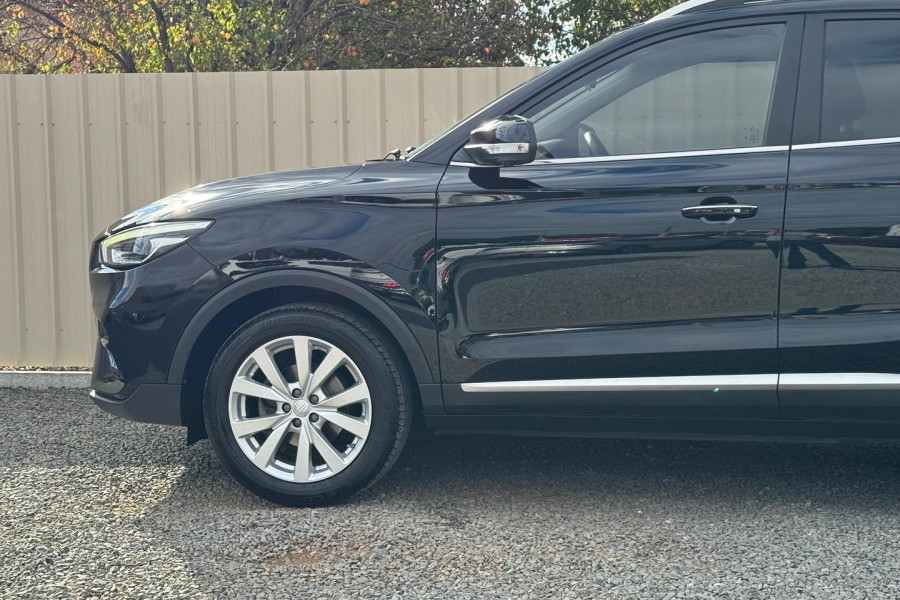 2022 MG ZST S13 Core SUV Image 30