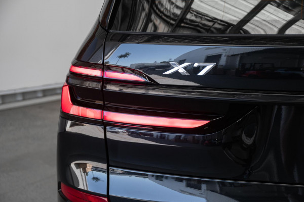 2026 BMW X7 G07 LCI xDrive40d M Sport SUV image 24