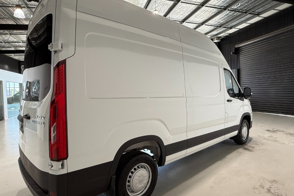 2024 LDV Deliver 9 MY24  Van Image 5