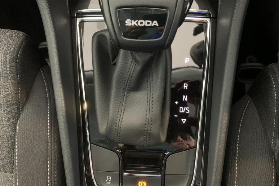 2021 Skoda Karoq NU 110TSI SUV Image 22