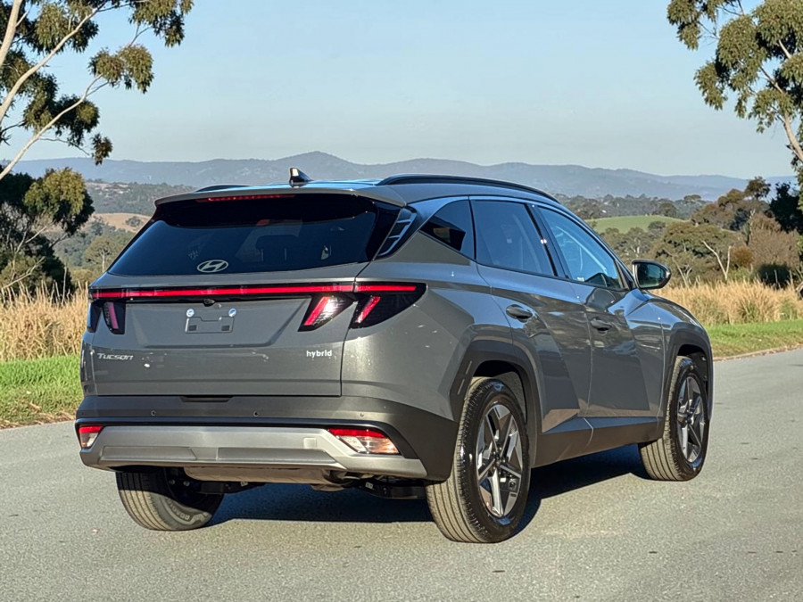 2026 Hyundai Tucson NX4.V4 Hybrid Elite SUV Image 4