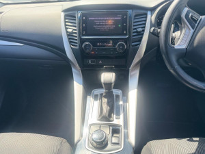2016 MY17 Mitsubishi Pajero Sport QE GLX SUV