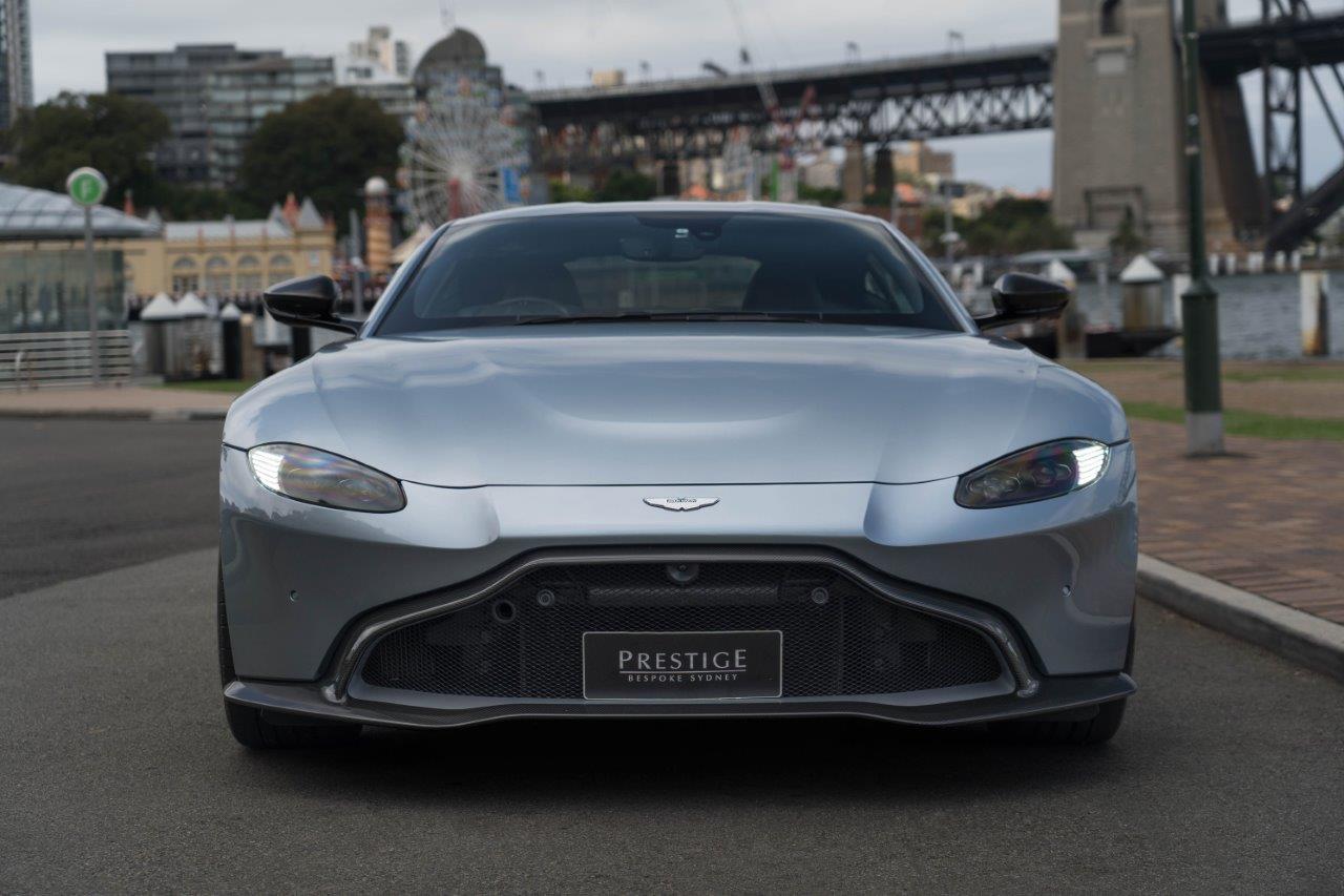2019 Aston Martin Vantage Coupe Image 4