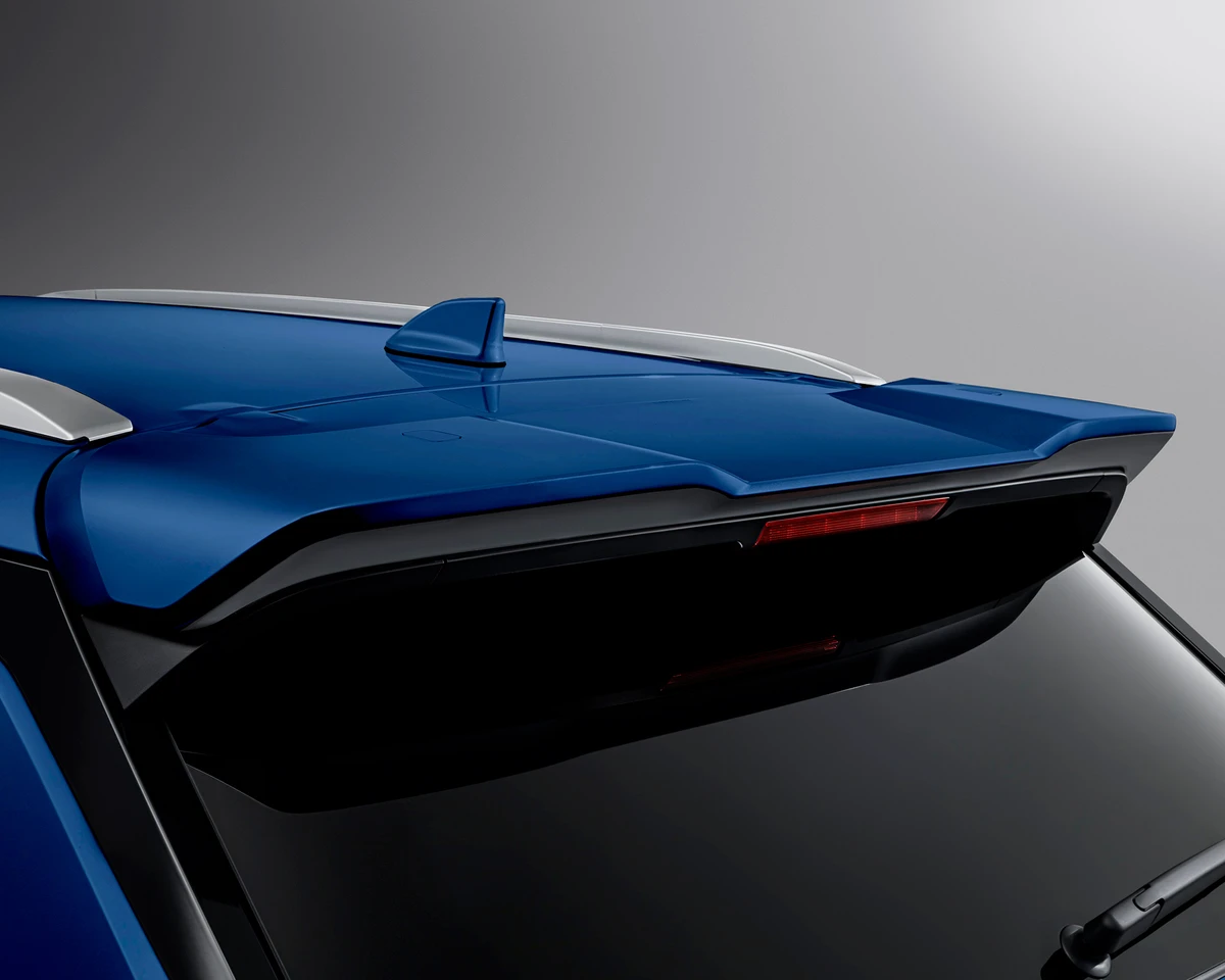 Dynamic Tailgate Spoiler, Cosmic Blue