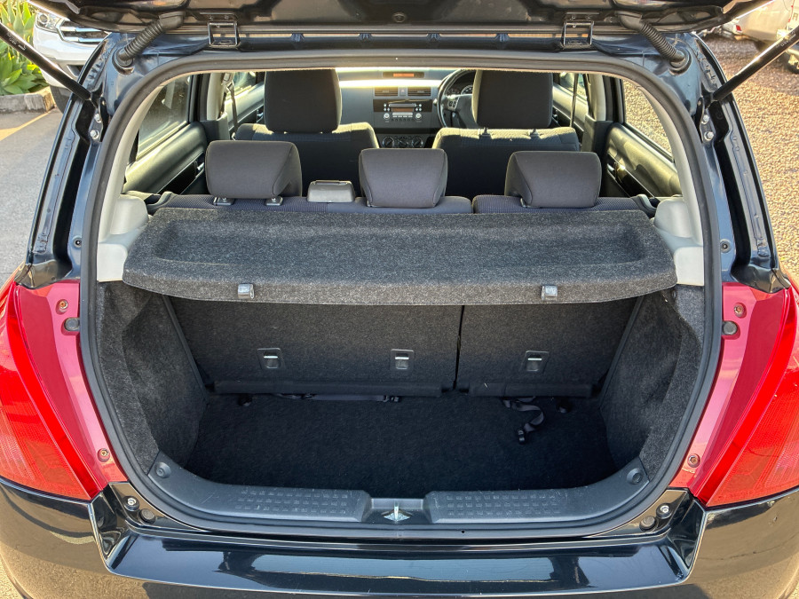 2007 Suzuki Swift RS415 GLX Hatch Image 11