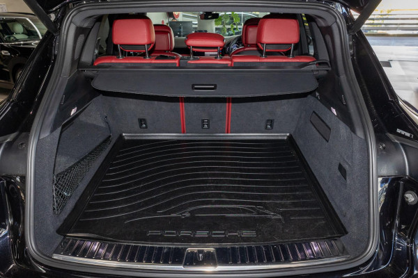 2022 Porsche Cayenne 9YA  SUV image 14