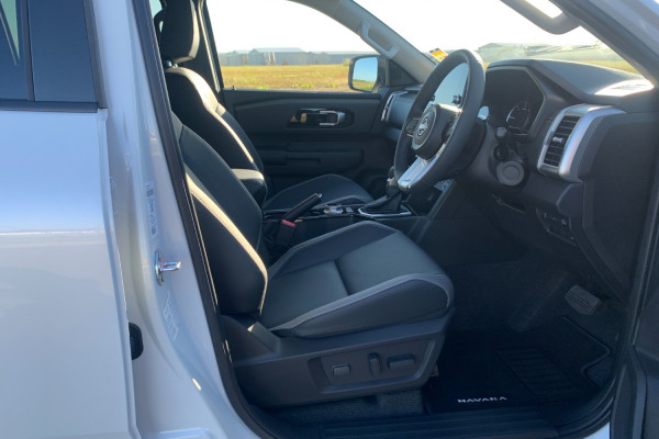 2025 MY26 Nissan Navara D27 ST-X Ute Image 11