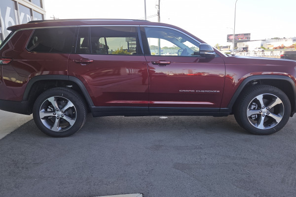 2022 Jeep Grand Cherokee WL Limited SUV