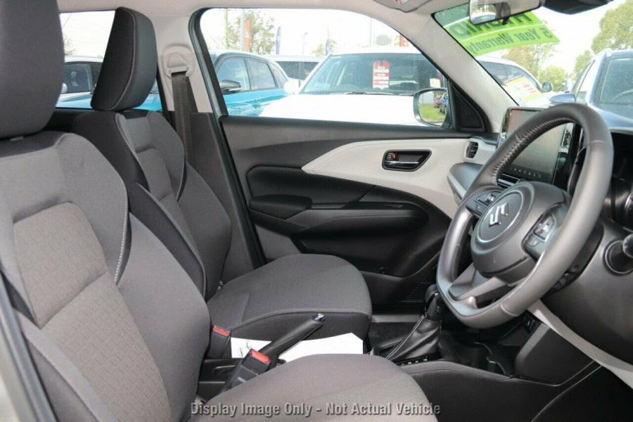 2026 Suzuki Swift UZ Hybrid Plus Hatch Image 9