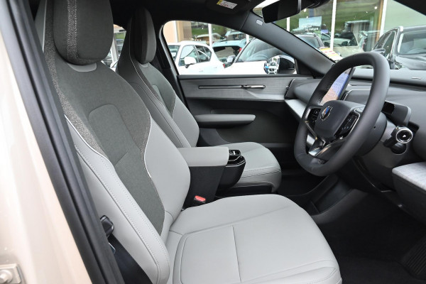 2026 Volvo EX30  Single Motor Extended Range Plus SUV Image 13