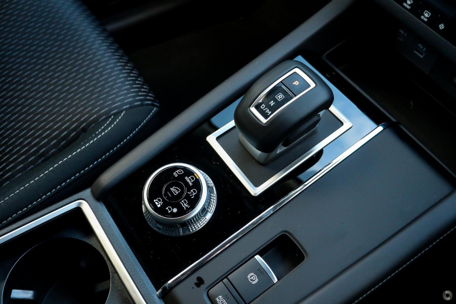 2024 Mitsubishi Outlander ZM LS SUV Image 15