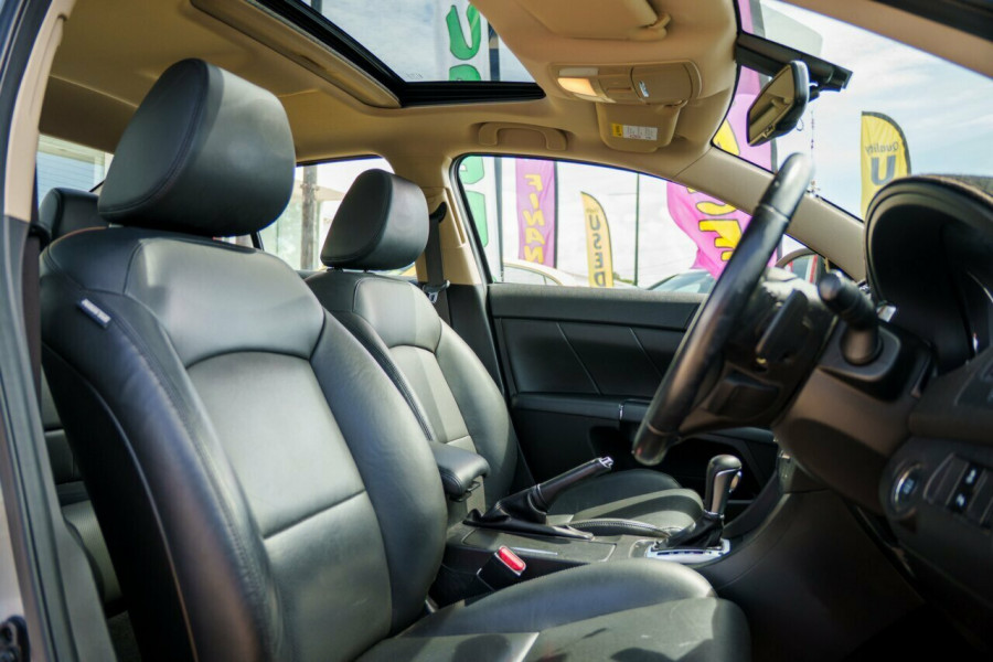 2013 Suzuki Kizashi FR Prestige Sedan Image 17