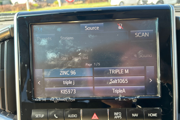 2016 Toyota LandCruiser VDJ200R Sahara SUV Image 31