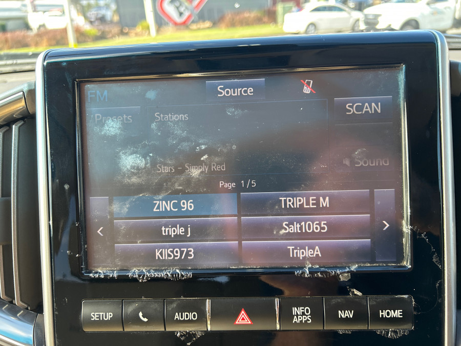 2016 Toyota LandCruiser VDJ200R Sahara SUV Image 31