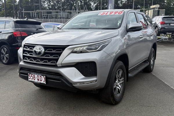 2024 Toyota Fortuner GUN156R GX SUV Image 6