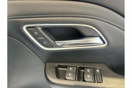 2025 MG ZS ZS32 Essence SUV