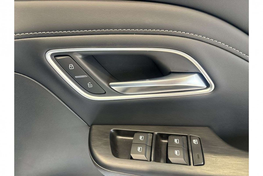 2025 MG ZS ZS32 Essence SUV Image 10