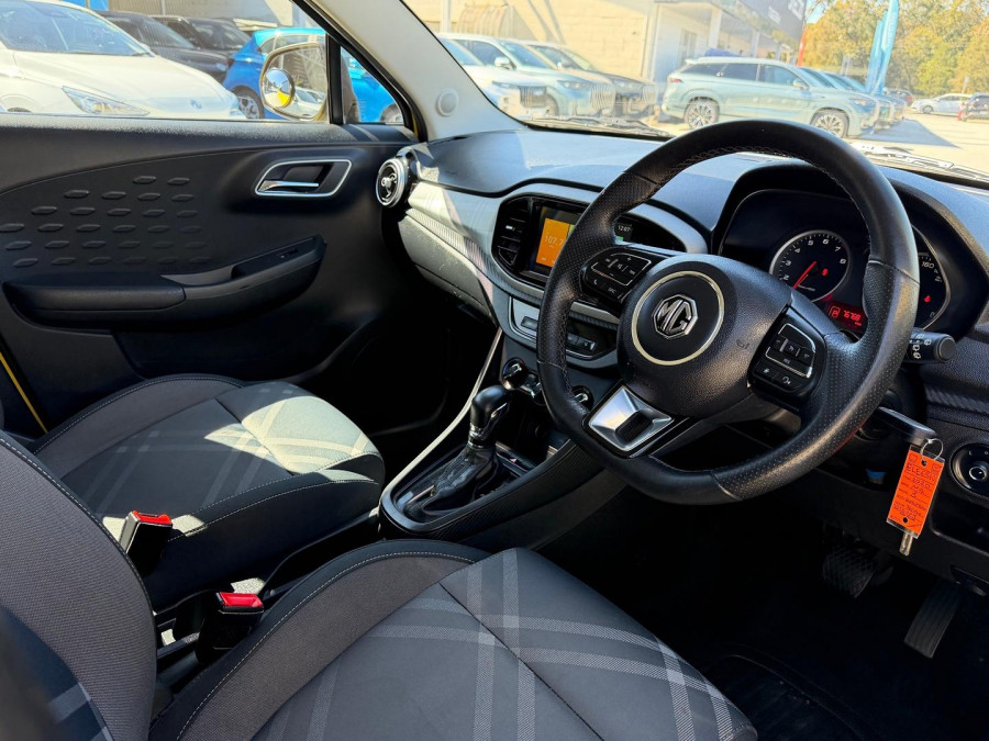 2020 MG MG3 SZP1 Core Hatch Image 10