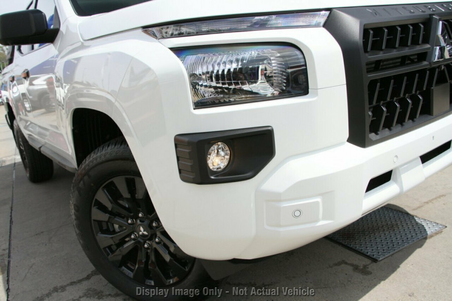 2025 Mitsubishi Triton MV GLX-R Ute Image 2