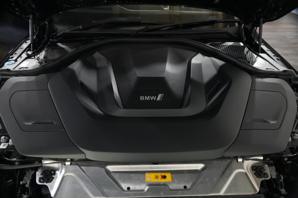 2023 BMW i4 eDrive40 M Sport Coupe Image 31