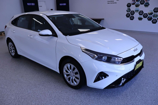 2024 Kia Cerato BD S Hatch