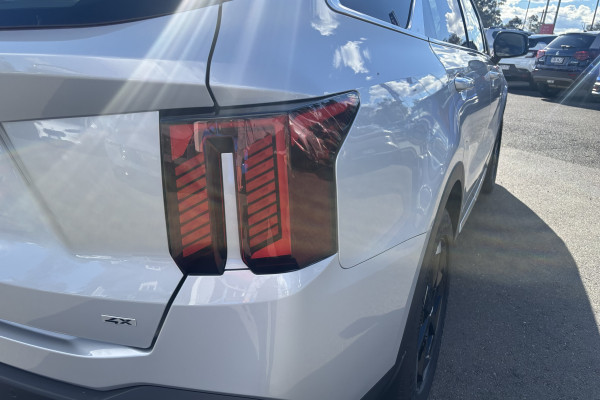 2025 Kia Sorento MQ4 PE Sport+ SUV Image 12