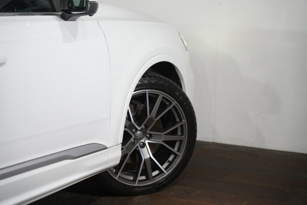 2020 Audi Q7 45 TDI SUV Image 11