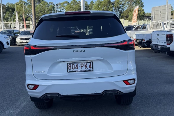 2025 MY25.5 Isuzu MU-X RJ LS-T SUV Image 8