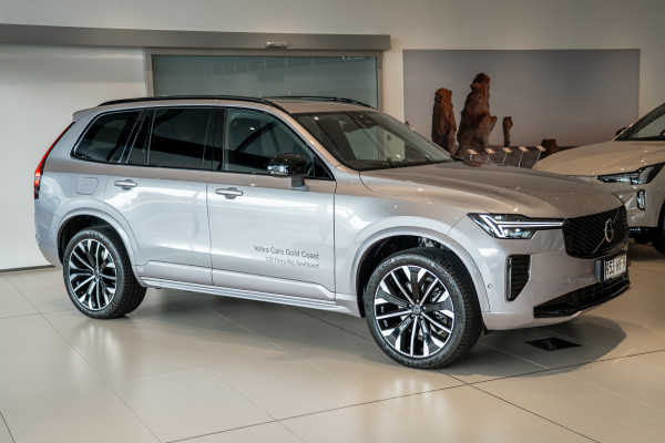 2025 MY26 Volvo XC90 L Series Ultra B5 Dark SUV image 5